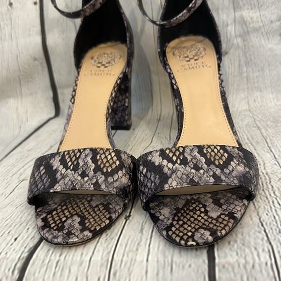 Vince Camuto heeled snake pattern leather sandals - Picture 9 of 9